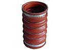 MANGUEIRA DO INTERCOOLER S4 SC11424  VERM. da marca Scania - Códigos: 1358202-0